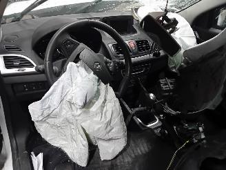 Renault Mégane Megane III Coupe (DZ) Hatchback 3-drs 2.0 16V TCe 180 (F4R-870(F4R-L8)=
) [132kW]  (11-2008/08-2015) picture 5