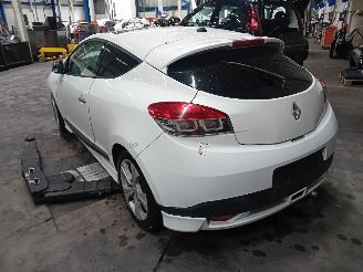 Renault Mégane Megane III Coupe (DZ) Hatchback 3-drs 2.0 16V TCe 180 (F4R-870(F4R-L8)=
) [132kW]  (11-2008/08-2015) picture 4