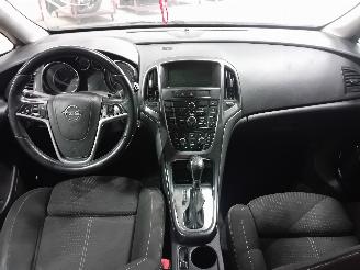 Opel Astra Astra J Sports Tourer (PD8/PE8/PF8) Combi 1.4 Turbo 16V (A14NET(Euro 5=
)) [103kW]  (10-2010/10-2015) picture 5