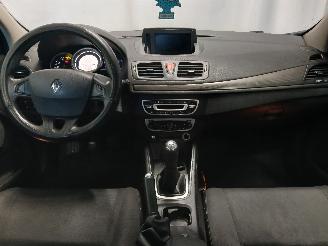 Renault Mégane Megane III Berline (BZ) Hatchback 5-drs 1.5 dCi 90 (K9K-834(K9K-H8)) [=
66kW]  (11-2008/02-2016) picture 11