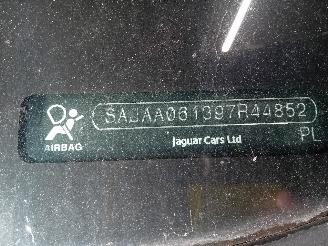 Jaguar XF XF (CC9) Sedan 2.7 D V6 24V (7G(AJ-TDV6)) [152kW]  (03-2008/04-2015) picture 6