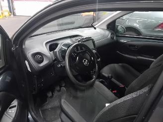 Toyota Aygo Aygo (B40) Hatchback 1.0 12V VVT-i (1KR-FE) [53kW]  (03-2018/...) picture 5