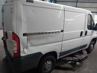 Peugeot Boxer Boxer (U9) Van 2.2 HDi 100 Euro 4 (22DT(4HV)) [74kW]  (04-2006/12-2011=
) picture 3