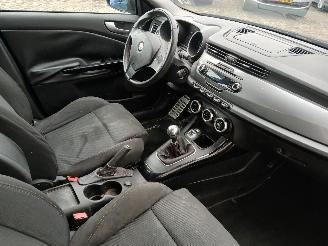 Alfa Romeo Giulietta Giulietta (940) Hatchback 1.4 TB 16V (940.B.7000) [88kW]  (04-2010/12-=
2020) picture 8