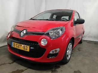 damaged passenger cars Renault Twingo Twingo II (CN) Hatchback 3-drs 1.2 16V (D4F-764(D4F-E7)) [55kW]  (03-2=
007/09-2014) 2014/1