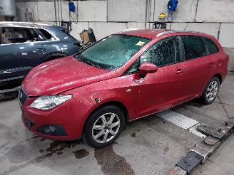 krockskadad bil vrachtwagen Seat Ibiza Ibiza ST (6J8) Combi 1.2 TDI Ecomotive (CFWA) [55kW]  (04-2010/05-2015=
) 2010/10