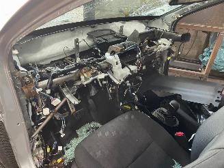 Toyota Yaris Yaris IV (P21/PA1/PH1) Hatchback 1.5 12V Hybrid 115 (M15AFXE) [85kW]  =
(02-2020/...) picture 5