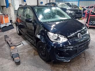 Volkswagen Up! Up! (121) Hatchback 1.0 MPI 12V (DSGC) [48kW]  (08-2020/11-2023) picture 2