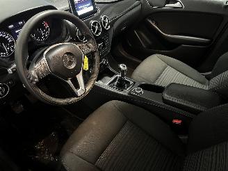 Mercedes B-klasse B (W246) Hatchback 1.6 B-180 BlueEFFICIENCY Turbo 16V (M270.910) [90kW=
]  (11-2011/12-2018) picture 15