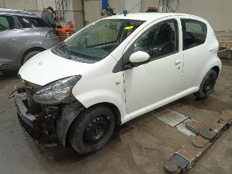 Auto da rottamare Toyota Aygo Aygo (B10) Hatchback 1.0 12V VVT-i (1KR-FE) [50kW]  (07-2005/05-2014) 2006/10