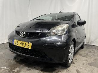 skadebil auto Toyota Aygo Aygo (B10) Hatchback 1.0 12V VVT-i (1KR-FE) [50kW]  (07-2005/05-2014) 2009/3