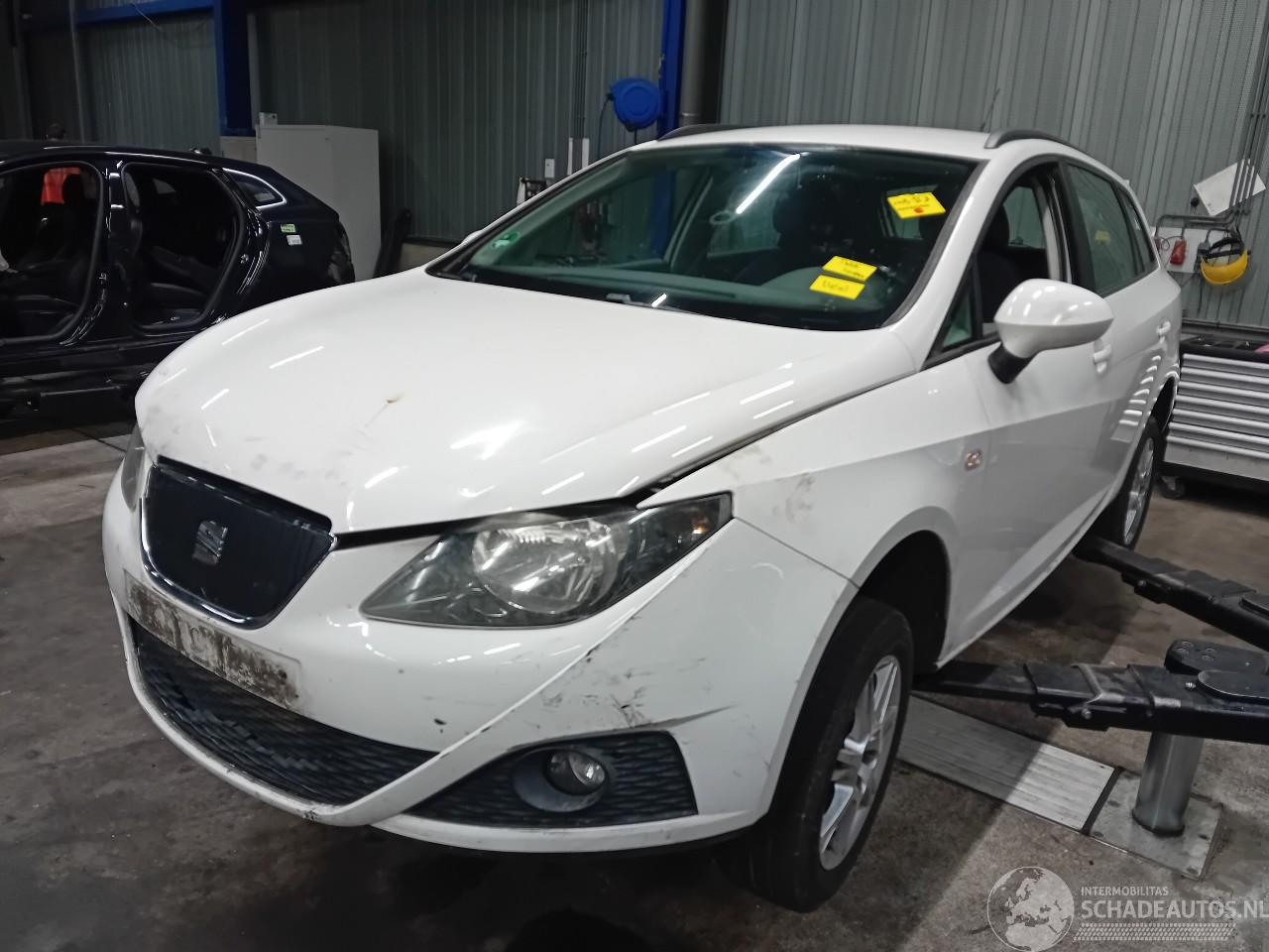 Seat Ibiza Ibiza ST (6J8) Combi 1.2 TDI Ecomotive (CFWA) [55kW]  (04-2010/05-2015=
)