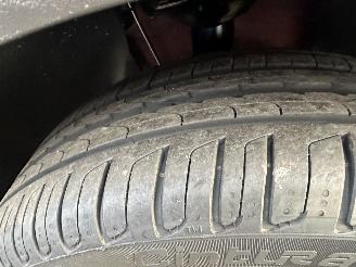 Volkswagen Taigo 1.0 TSI 116pk aut + F1 R-line - pano - virtual - front + line + side assist - navi - camera - sfeerverl - 3x r-line picture 76