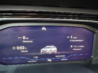 Volkswagen Taigo 1.0 TSI 116pk aut + F1 R-line - pano - virtual - front + line + side assist - navi - camera - sfeerverl - 3x r-line picture 56