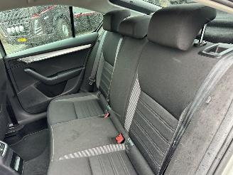 Skoda Octavia 1.0 TSI 115pk 6-bak Greentech Amb Bus sedan - navi - clima - cruise - pdc v+a - licht + regensensor picture 54