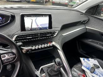 Peugeot 3008 gereserveerd 1.2 Turbo 131pk 6-bak Premium - nap - navi - cam - virtual - elektr klep - 19 inch - line assist - keyless - pdc v+a picture 20