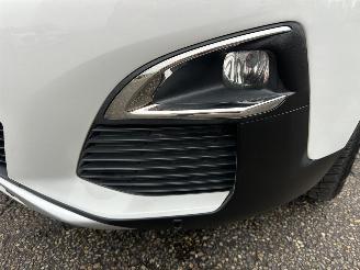 Peugeot 3008 gereserveerd 1.2 Turbo 131pk 6-bak Premium - nap - navi - cam - virtual - elektr klep - 19 inch - line assist - keyless - pdc v+a picture 92