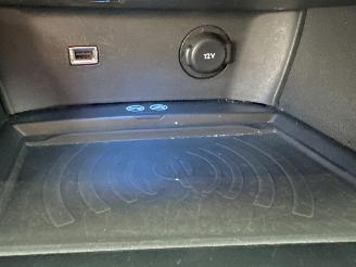 Peugeot 3008 gereserveerd 1.2 Turbo 131pk 6-bak Premium - nap - navi - cam - virtual - elektr klep - 19 inch - line assist - keyless - pdc v+a picture 24