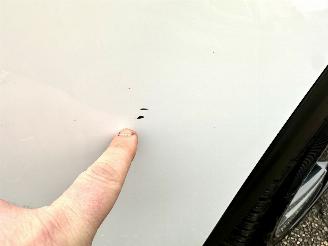 Peugeot 3008 gereserveerd 1.2 Turbo 131pk 6-bak Premium - nap - navi - cam - virtual - elektr klep - 19 inch - line assist - keyless - pdc v+a picture 10