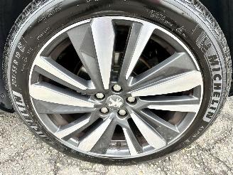 Peugeot 3008 gereserveerd 1.2 Turbo 131pk 6-bak Premium - nap - navi - cam - virtual - elektr klep - 19 inch - line assist - keyless - pdc v+a picture 80