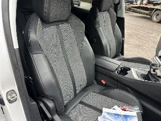 Peugeot 3008 gereserveerd 1.2 Turbo 131pk 6-bak Premium - nap - navi - cam - virtual - elektr klep - 19 inch - line assist - keyless - pdc v+a picture 63