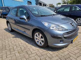 ocasión turismos Peugeot 207 Peugeot 207 5 Drs 1.4 VTi Cool \'n Blue 2008/4