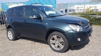 Damaged car Toyota Rav-4 3X Rav-4 2.2 MET O.A  D-4d D-cat 4x4 130 Kw 1 e eigen 55000 km EXECUTIVE 2010/3