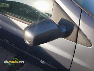 Renault Clio III (onderdelen) kleur: TEJ47 donorauto picture 4