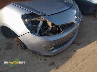 Renault Clio III (onderdelen) kleur: TEJ47 donorauto picture 22
