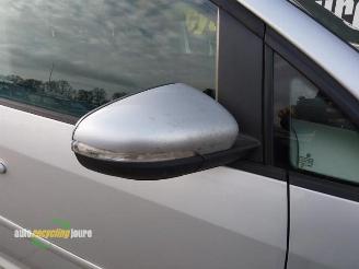 Volkswagen Touran Touran (1T3), MPV, 2010 / 2015 1.6 TDI 16V picture 3