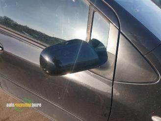 Toyota Yaris Yaris II (P9), Hatchback, 2005 / 2014 1.3 16V VVT-i picture 4