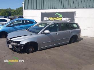 Purkuautot passenger cars Volvo V-50 onderdelen (kleur: 477-00) donorauto 2011/10