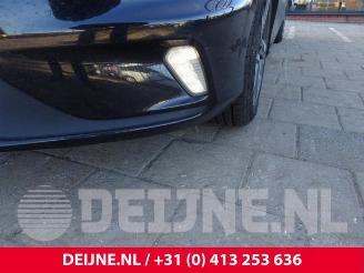Volvo V-40 V40 (MV), Hatchback 5-drs, 2012 / 2019 2.0 D2 16V picture 32