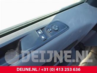 Peugeot Expert Expert (V1/VA/VB/VE/VF/VT/VY), Van, 2016 2.0 Blue HDi 120 16V picture 18