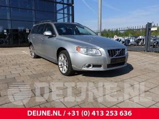 Auto da rottamare Volvo V-70 V70 (BW), Combi, 2007 / 2016 2.0 16V 2008/2