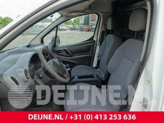 Peugeot Partner Partner (GC/GF/GG/GJ/GK), Van, 2008 / 2018 1.6 HDI 90 picture 19