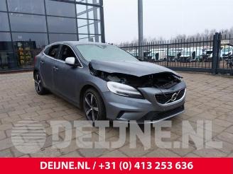 Purkuautot passenger cars Volvo V-40 V40 (MV), Hatchback 5-drs, 2012 / 2019 1.5 T2 16V Geartronic 2018/11