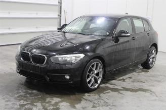 Vaurioauto  passenger cars BMW 1-serie 116 2016/2
