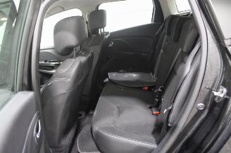 Renault Clio  picture 11