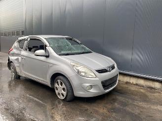 Purkuautot passenger cars Hyundai I-20 Hatchback 2008 / 2015 1.4i 16V Hatchback  Benzine 1.396cc 74kW (101pk) FWD 2009/6