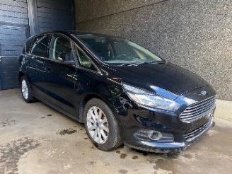 Démontage voiture Ford S-Max (WPC) MPV 2015 2.0 TDCi 150 16V MPV  Diesel 1.997cc 110kW (150pk) FWD 2017/6