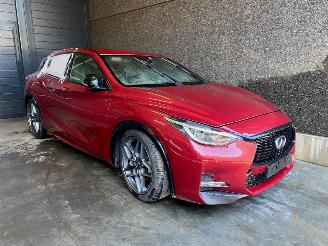 Vrakbiler auto Infiniti Q30 (H15) Coupé 2016 2.2d 16V AWD Coupe 2Dr Diesel 2.143cc 125kW (170pk) 4x4 2016/10