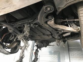 Porsche Cayenne (92A) SUV 2010 / 2017 3.0 D V6 24V SUV  Diesel 2.967cc 193kW (262pk) 4x4 picture 16