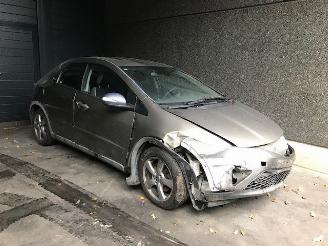 Vrakbiler auto Honda Civic (FK/FN) Hatchback 2005 / 2012 1.4 i-Dsi Hatchback  Benzine 1.339cc 61kW (83pk) FWD 2007/7