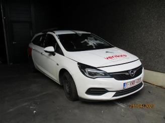 krockskadad bil auto Opel Astra Astra K Sports Tourer, Combi, 2015 / 2022 1.5 CDTi 105 12V 2020/2
