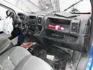 Peugeot Boxer Boxer (U9), Van, 2006 2.2 HDi 110 Euro 5 picture 14