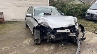 Vrakbiler auto Mercedes E-klasse E (W212), Sedan, 2009 / 2016 E-200 CDI 16V BlueEfficiency,BlueTEC 2009/10