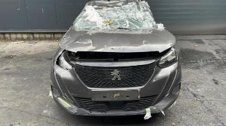 Coche siniestrado Peugeot 2008 2008 (UD/UK/UR/US/UX), MPV, 2019 1.5 BlueHDi 110 2022/1