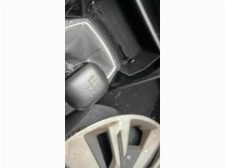 Peugeot 2008 2008 (UD/UK/UR/US/UX), MPV, 2019 1.5 BlueHDi 110 picture 12