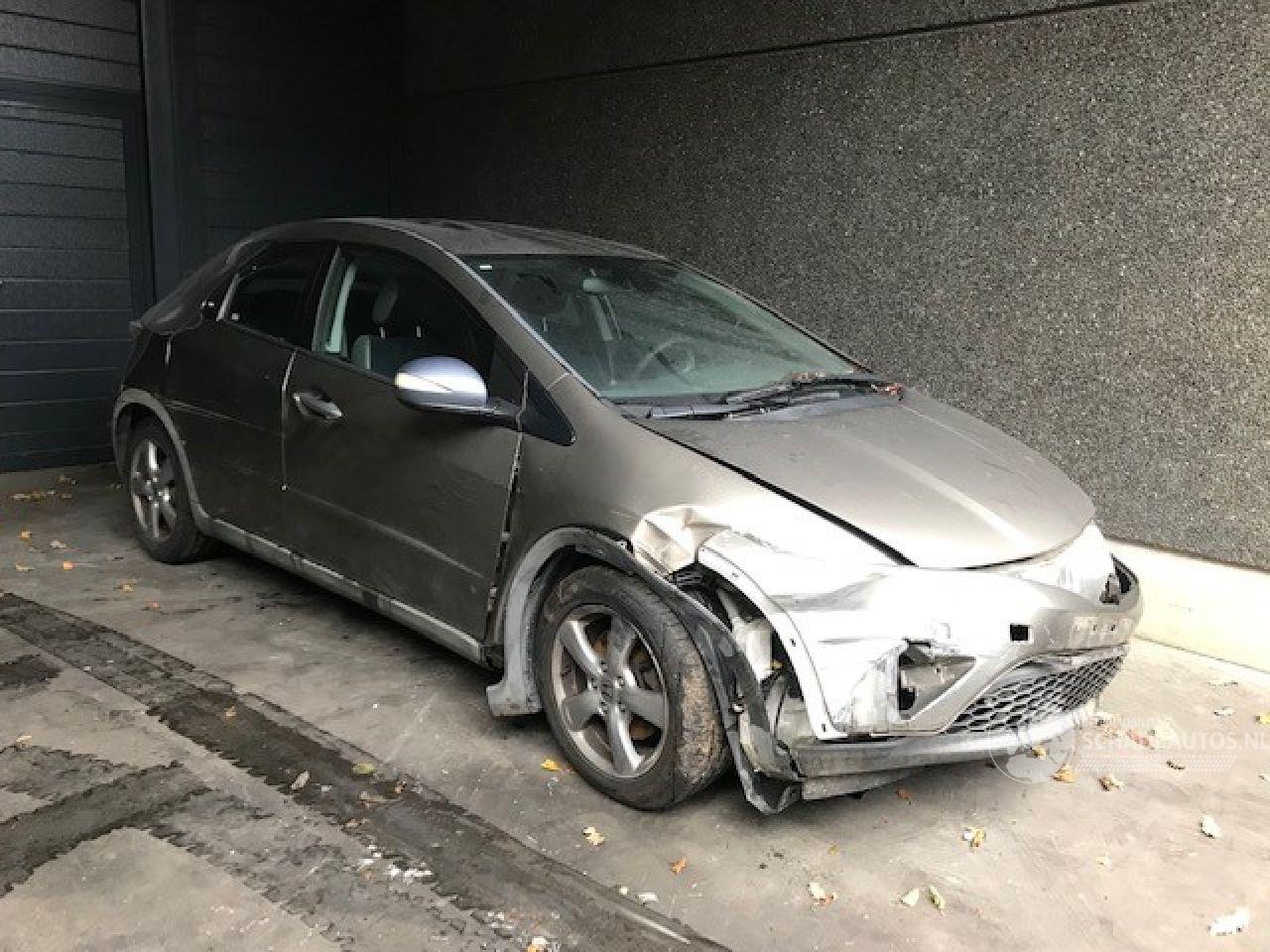 Honda Civic (FK/FN) Hatchback 2005 / 2012 1.4 i-Dsi Hatchback  Benzine 1.339cc 61kW (83pk) FWD